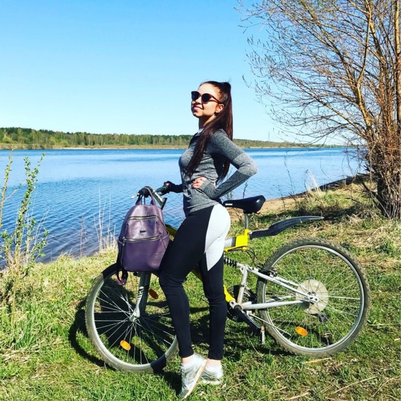  70% OFF CLEARANCE ! Heart Yoga Leggings - Picture 7 of 8